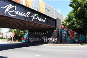 Russell Railroad Gateway Mural (W Chestnut Street)